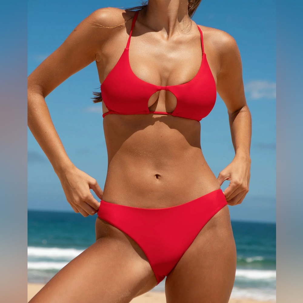 Berlook ECONYL® Red Cut Out Bikini Set